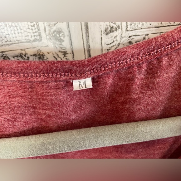 NWT Women’s Sz-M Super Lightweight Top w/9 Cute Faux Buttons, Everyday Casual - Picture 10 of 10